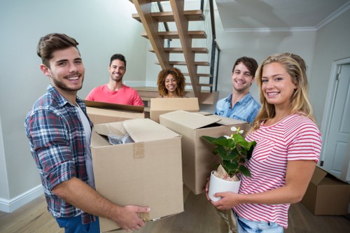 Man with van pricing explained for a Hackney move