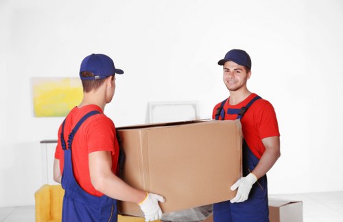 Local van service handling deliveries near Hackney roads