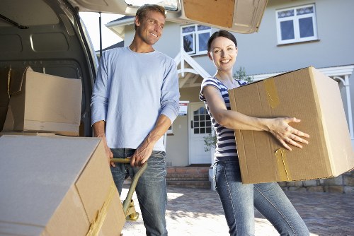 Local moving van navigating Hackney streets and access challenges
